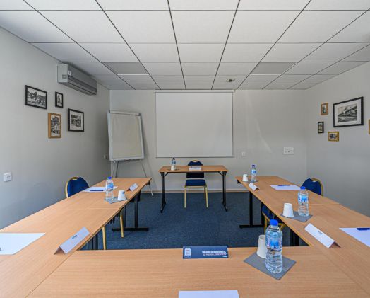 Salle Hoedic espace séminaire vannes centre